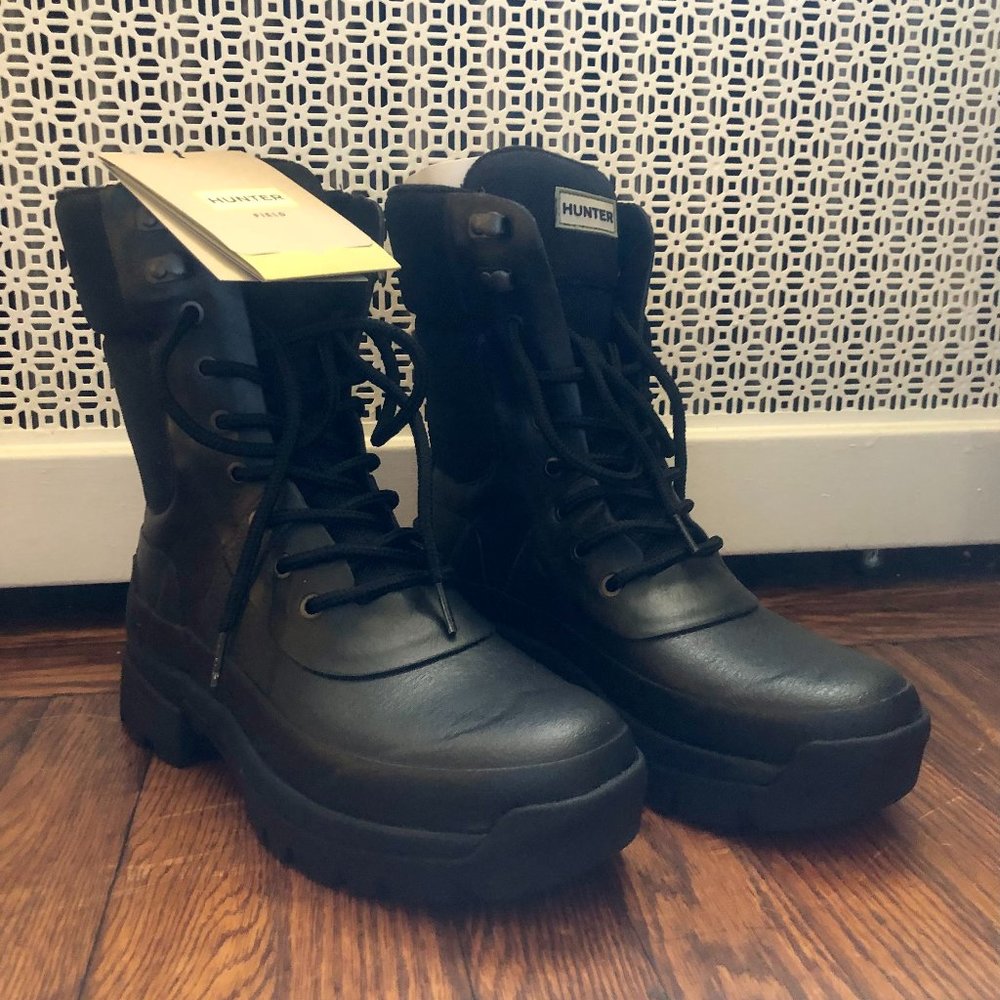 Hunter Balmoral Combat Boot, Size Mens 8 Womens 10 NWT